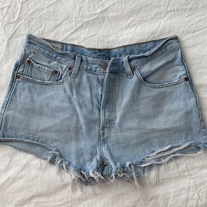 Levi’s Cutoff Shorts